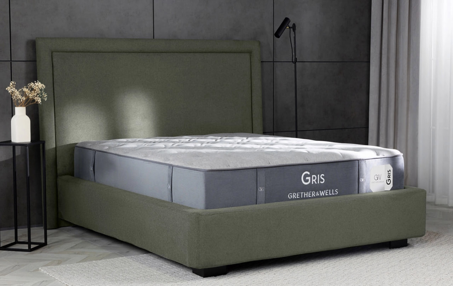 Grether &amp; Wells Gris/Ròse – Modern Luxury with Refined Comfort