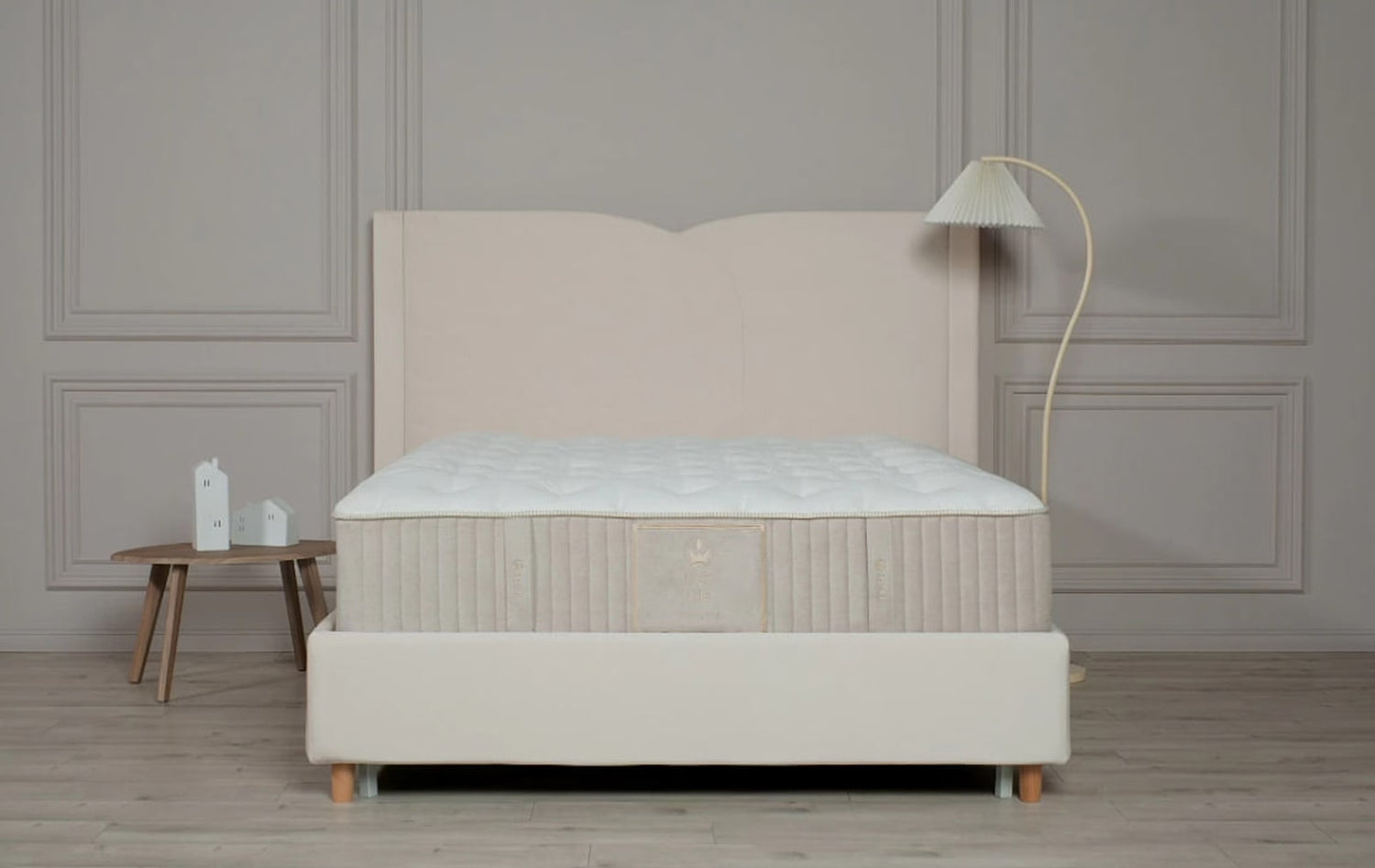 Royal Title – Royal Balance of Comfort and Support