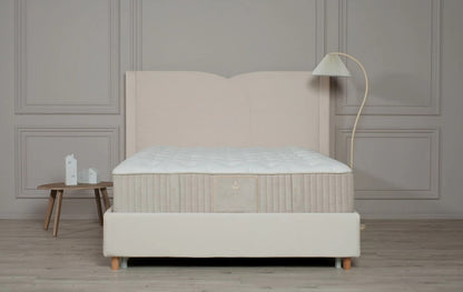 Royal Title – Royal Balance of Comfort and Support