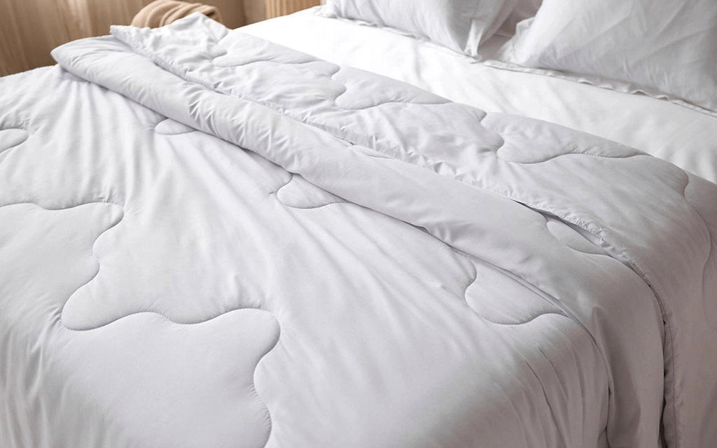 Elso duvet in a bedroom interior, view 2