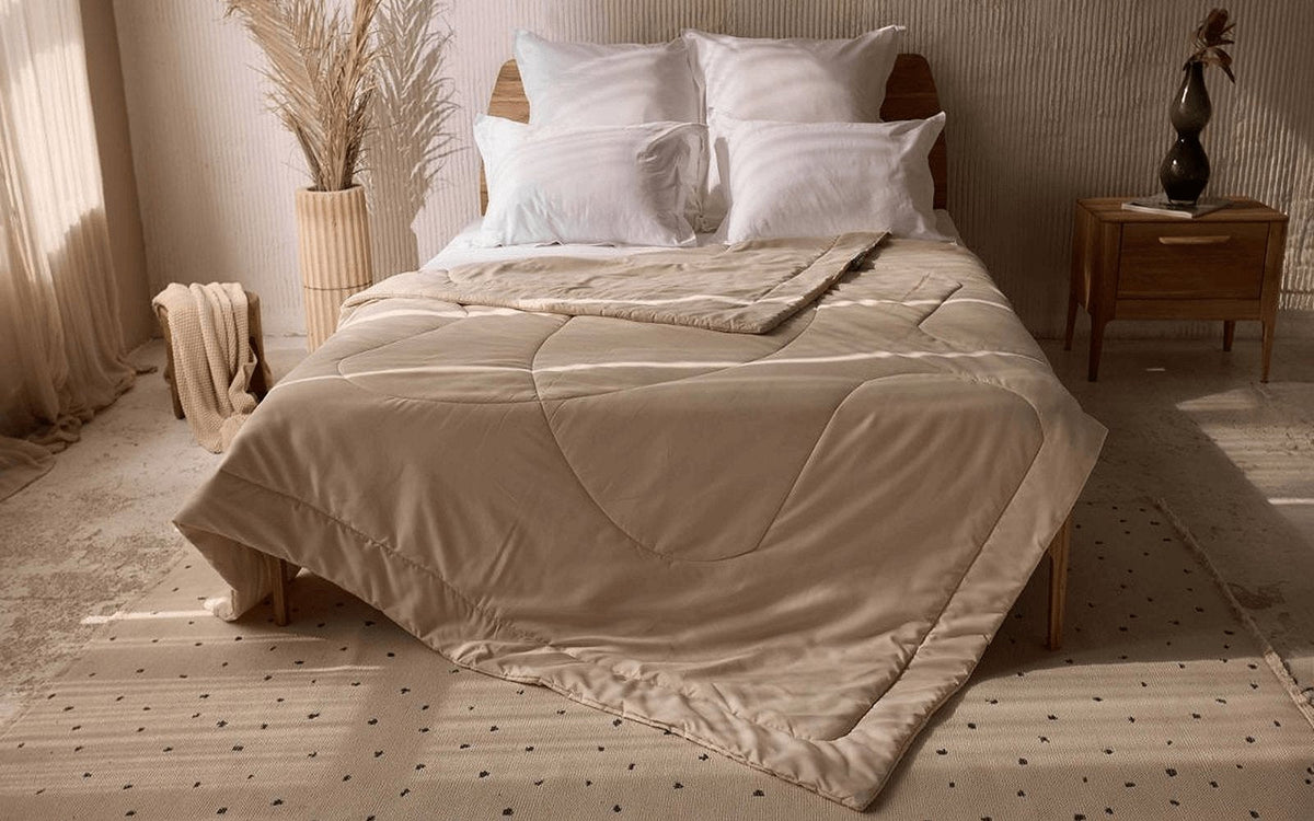 Hugs duvet in a bedroom interior, view 4