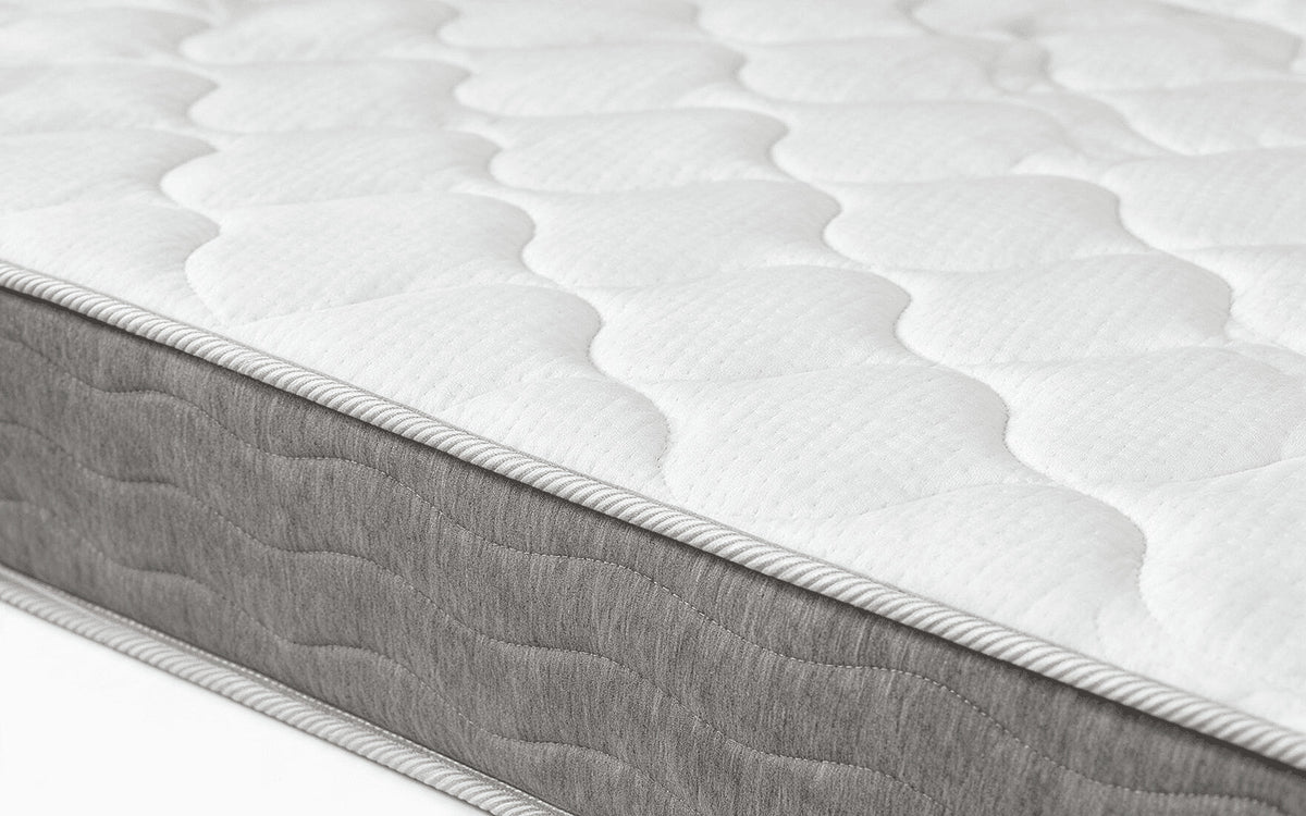 Bennett mattress from the Technology Collection with firm support and MICRO POCKET SYSTEM 1000 springs