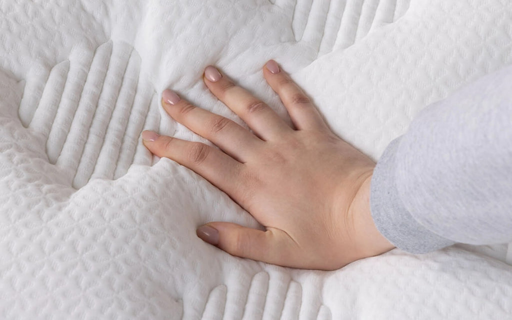 Technology Ergo Comfort mattress in a bedroom interior, view 2
