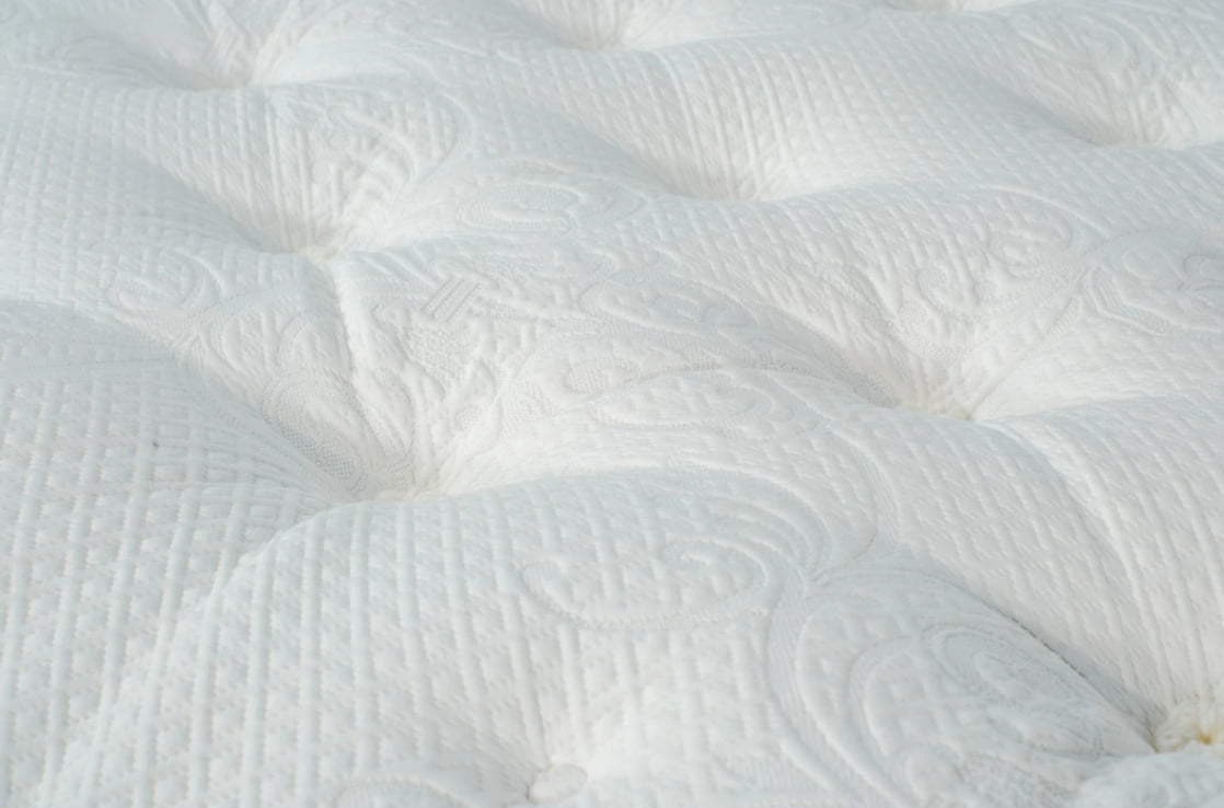 Royal Title – Royal Balance of Comfort and Support